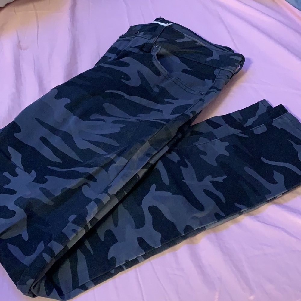pants - Picture 4 of 4